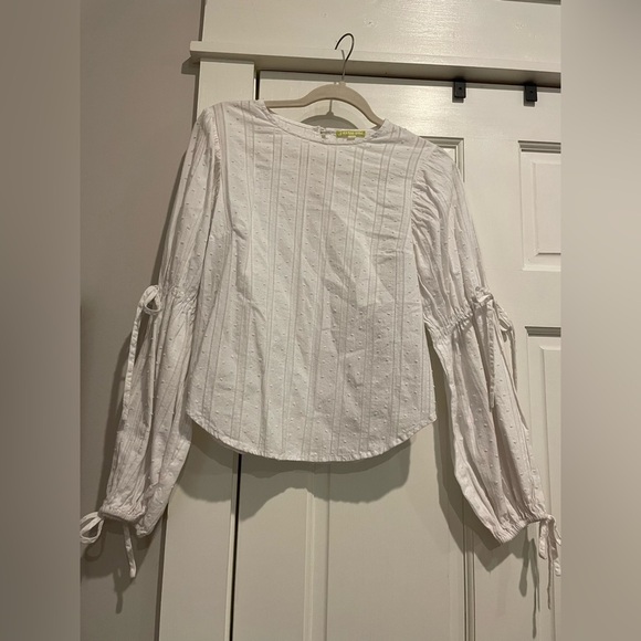 Gianni Bini Tops - Gianni Bini White Long Sleeve Blouse with Bows on Sleeves